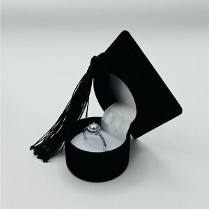 Elegant mossainite ring with graduation box